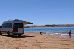 LAKE POWELL BEACH