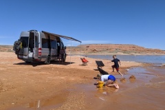 LAKE POWELL BEACH